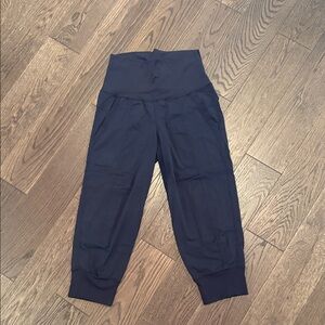 Lululemon high waisted crop jogger
